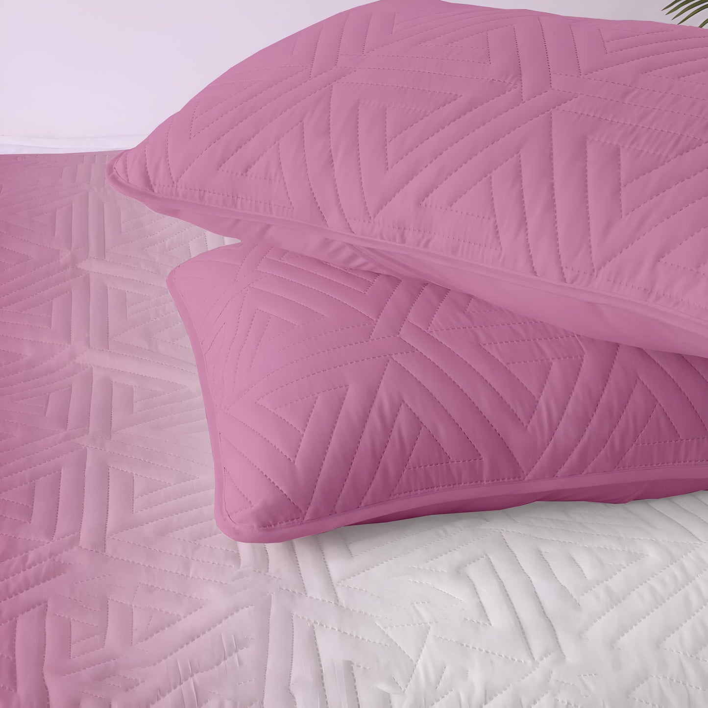 Reversible Shaded Bed Covers for Double Bed - Pink
