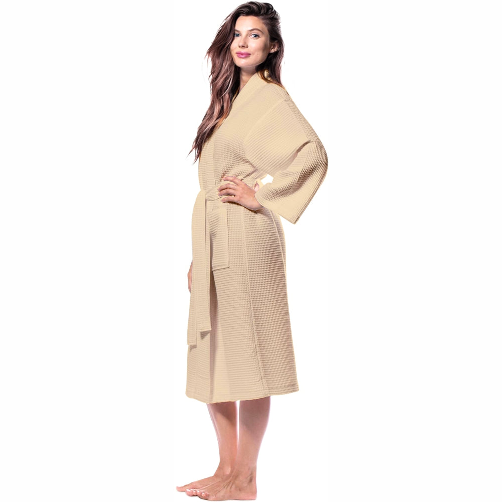 Beige waffle bathrobe pocket and fabric detail