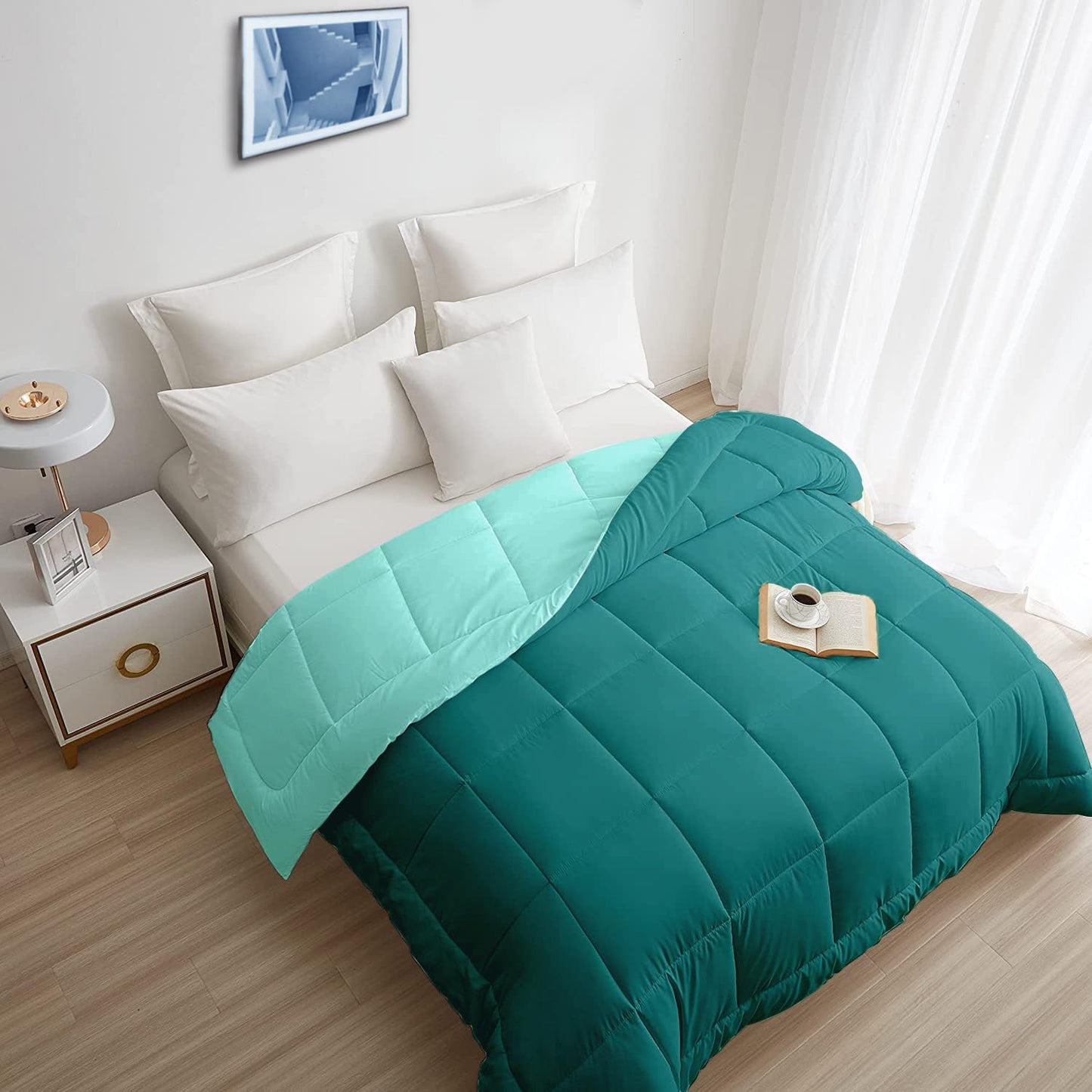 200 GSM microfiber AC double comforter in teal and mint green