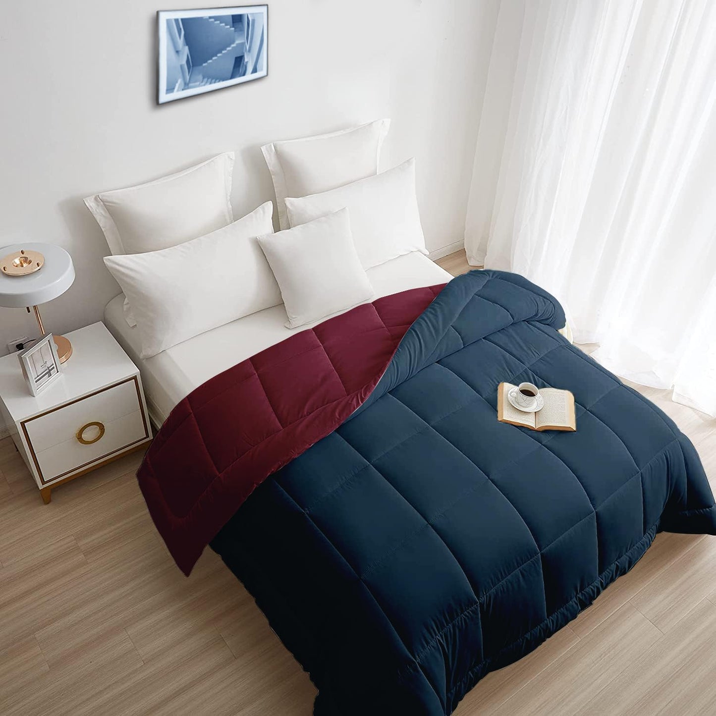 200 GSM microfiber AC double comforter in maroon and navy blue