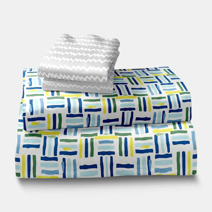 Green blue geometric glace cotton bedsheet print close-up